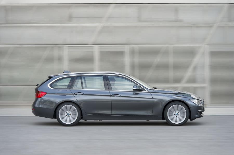  BMW 328i Touring Luxury 2012 года  (фото 117 из 200)
